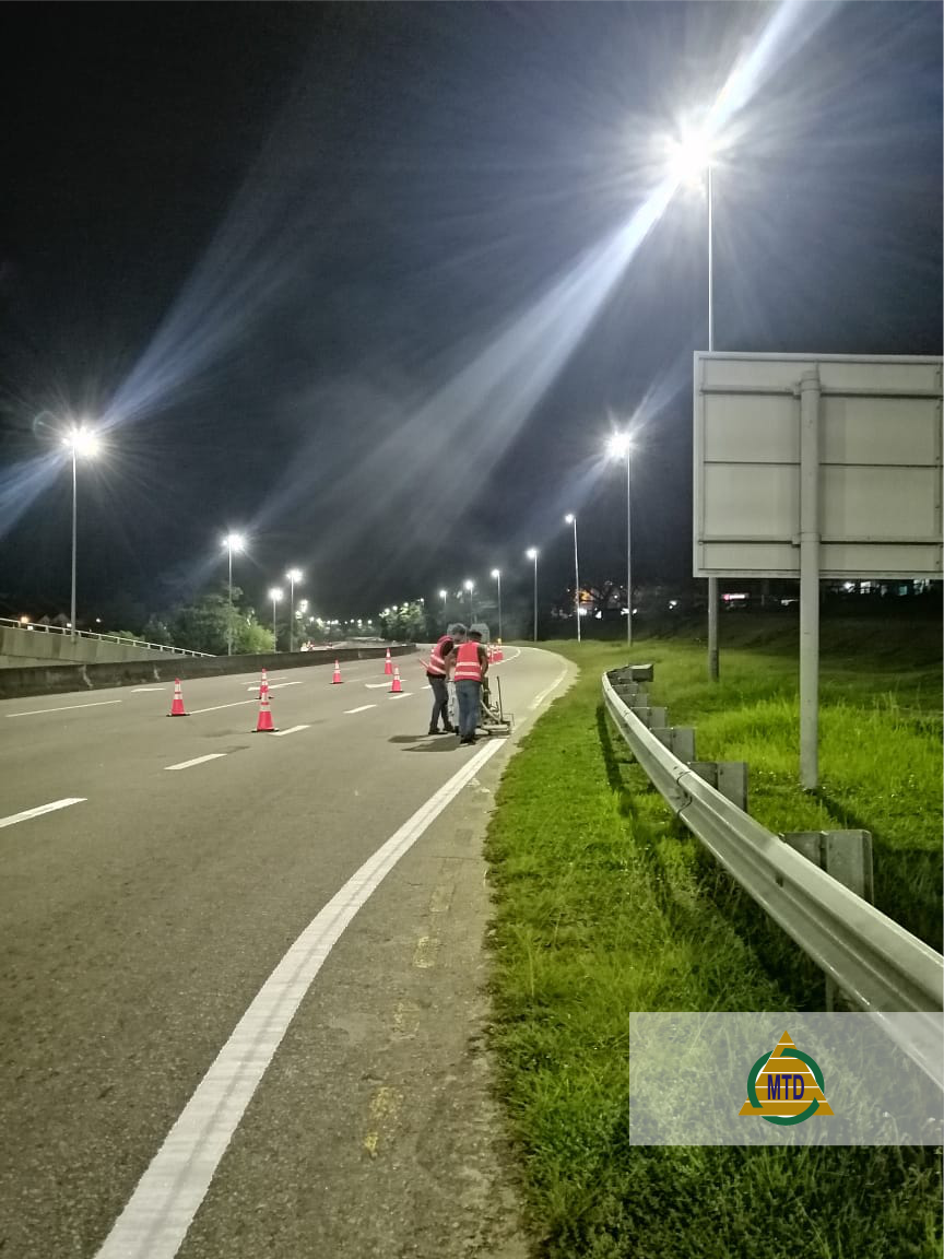 Roadline maintenance works at SILK highway Image